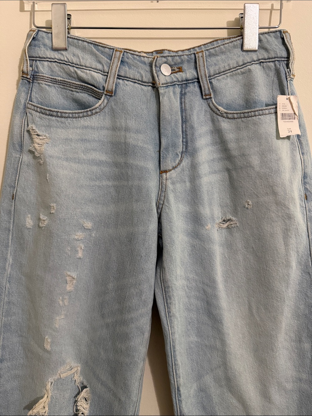 Anthropologie Pilcro Low Rise Wide Leg Distressed Jeans NWT! - Picture 6 of 12